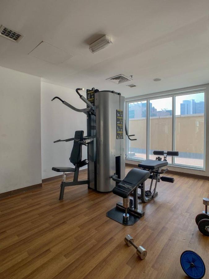 Luxury 1bhk Capitol Tower Apartment Dubai